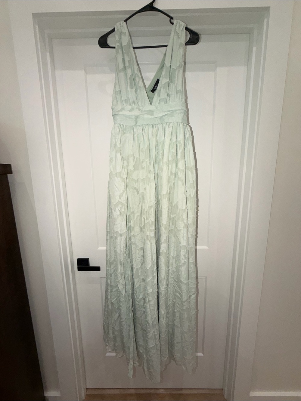 V-Neck Lace Overlay Maxi Dress in Light Mint